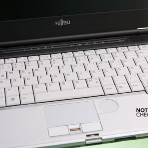 لپ‌تاپ استوک Fujitsu مدل Lifebook S790 صفحه کلید