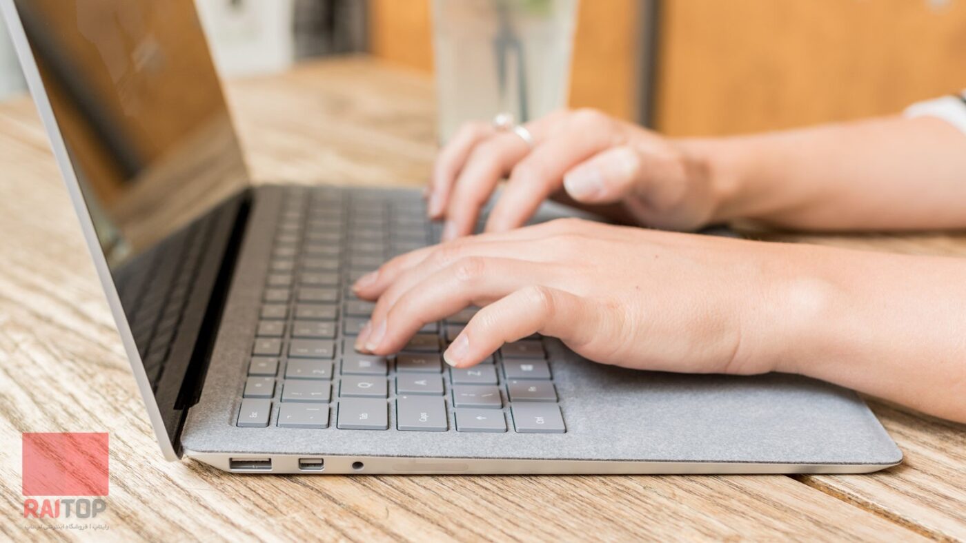 لپ تاپ 13 اینچی مایکروسافت مدل Surface Laptop 1 i5 8GB تایپ