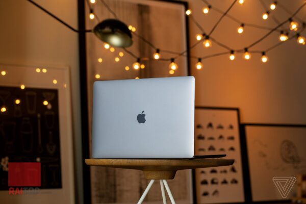 لپ تاپ اپل Apple مدل MacBook Pro 16 (2019)-MVVK2 پشت