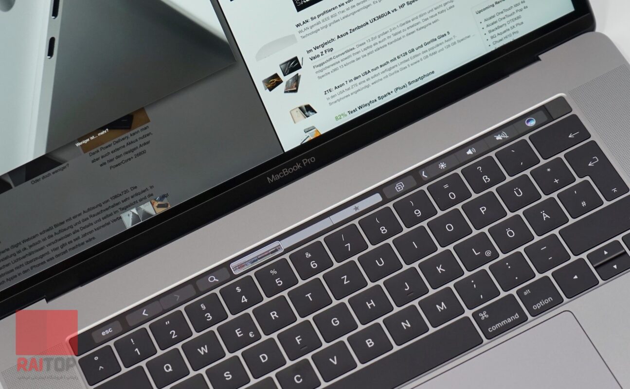 لپ تاپ 15 اینچی اپل Apple مدل MacBook Pro (2016) کیبرد