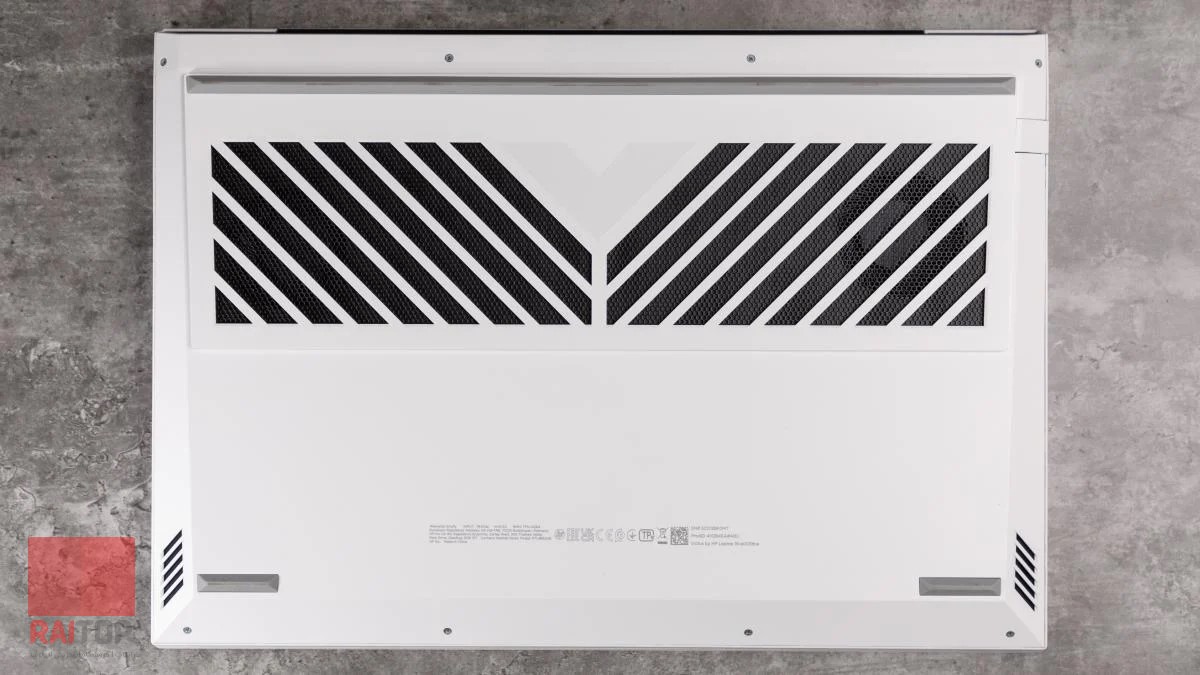 لپ تاپ گیمینگ 16 اینچی HP مدل Victus 16-d000 RTX 3050 قاب زیرین